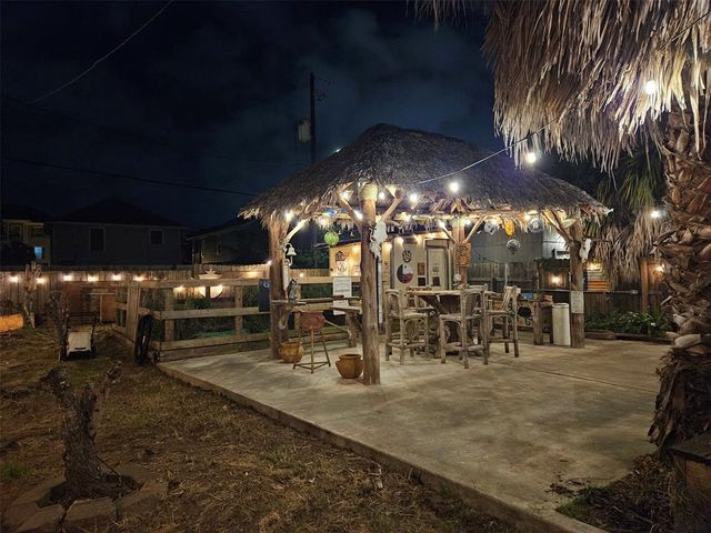 1714 Market Street, Galveston, TX 77550