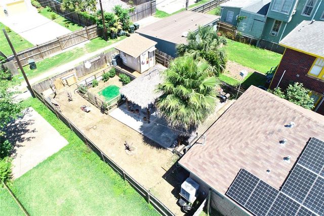 1714 Market Street, Galveston, TX 77550