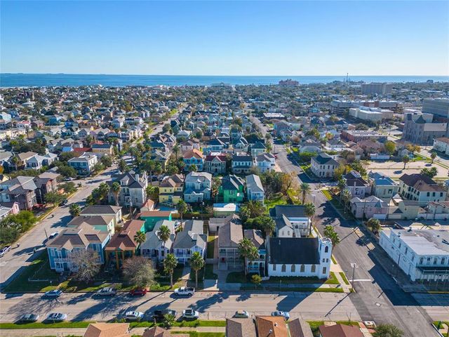 1714 Market Street, Galveston, TX 77550
