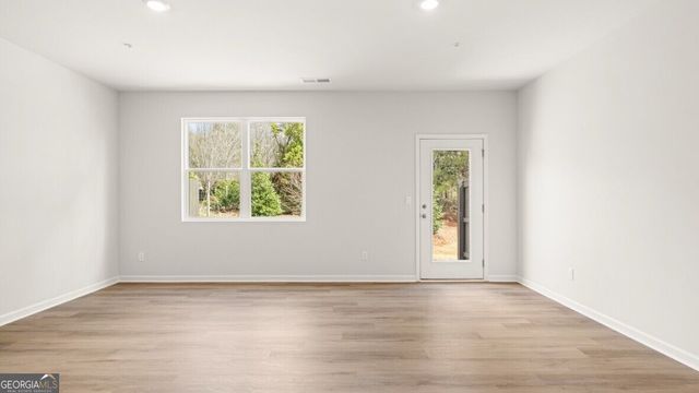 6024 Skylar Drive, South Fulton, GA 30331