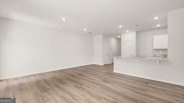 6024 Skylar Drive, South Fulton, GA 30331