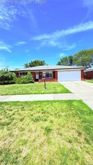 13051 Iowa Drive, Warren, MI 48088