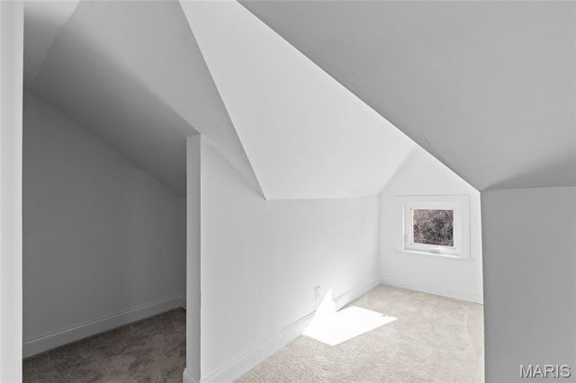 6409 Sutherland Avenue, St Louis, MO 63109