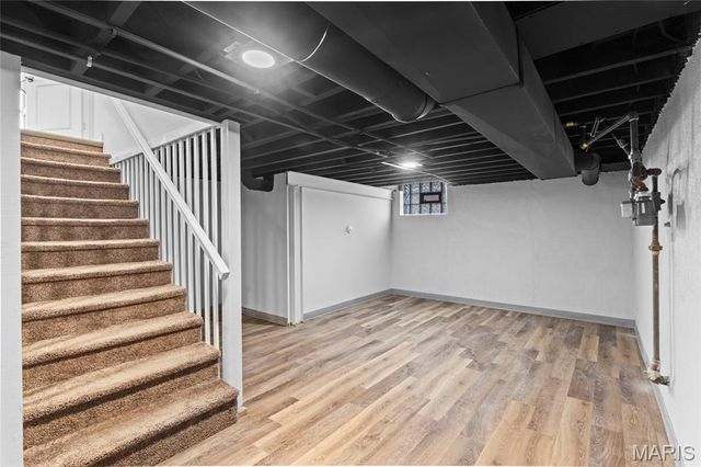 6409 Sutherland Avenue, St Louis, MO 63109