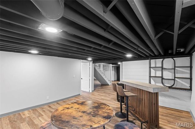 6409 Sutherland Avenue, St Louis, MO 63109