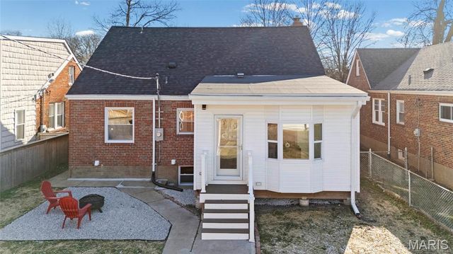 6409 Sutherland Avenue, St Louis, MO 63109