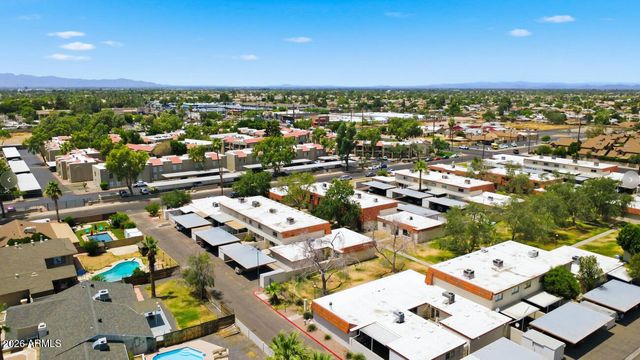 7825 N 49TH Avenue, Glendale, AZ 85301