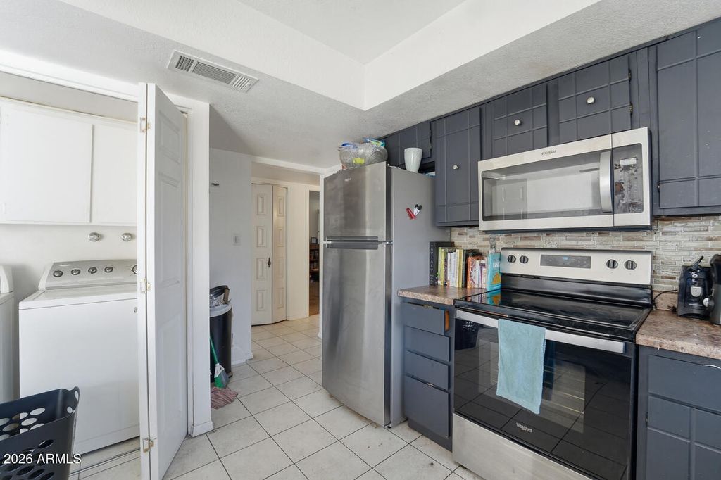 7825 N 49TH Avenue, Glendale, AZ 85301 — photo 5
