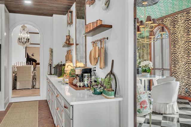 1206 McGrace Ln, Nashville, TN 37220