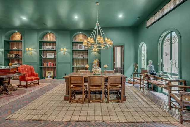 1206 McGrace Ln, Nashville, TN 37220