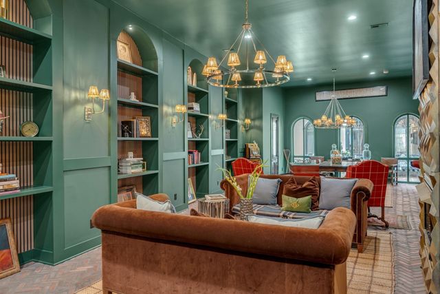 1206 McGrace Ln, Nashville, TN 37220