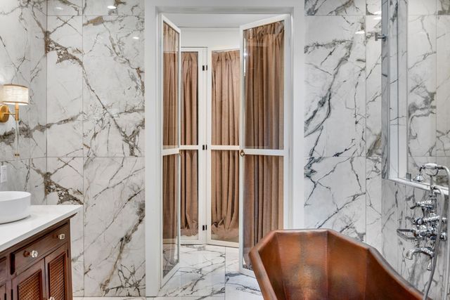 1206 McGrace Ln, Nashville, TN 37220