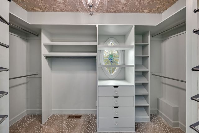 1206 McGrace Ln, Nashville, TN 37220