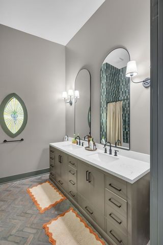 1206 McGrace Ln, Nashville, TN 37220