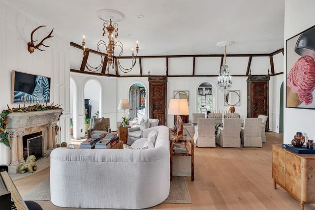 1206 McGrace Ln, Nashville, TN 37220