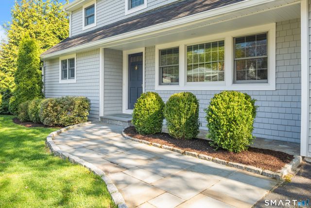 17 Loren Lane, Westport, CT 06880