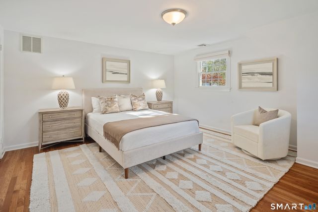 17 Loren Lane, Westport, CT 06880