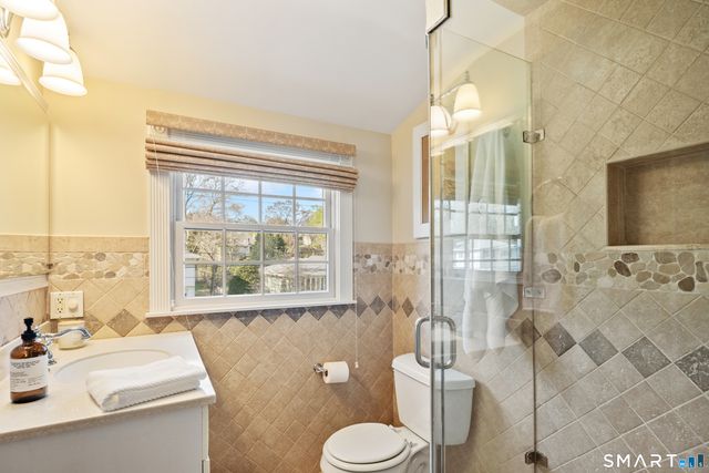 17 Loren Lane, Westport, CT 06880