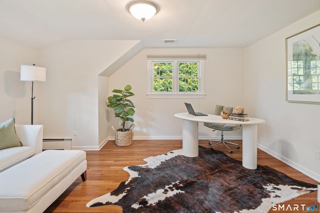 17 Loren Lane, Westport, CT 06880