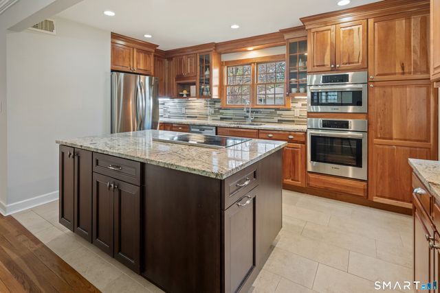 17 Loren Lane, Westport, CT 06880