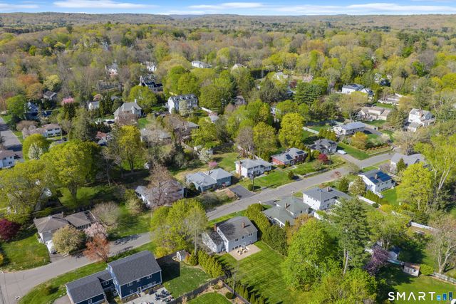 17 Loren Lane, Westport, CT 06880