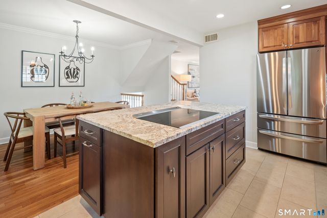 17 Loren Lane, Westport, CT 06880