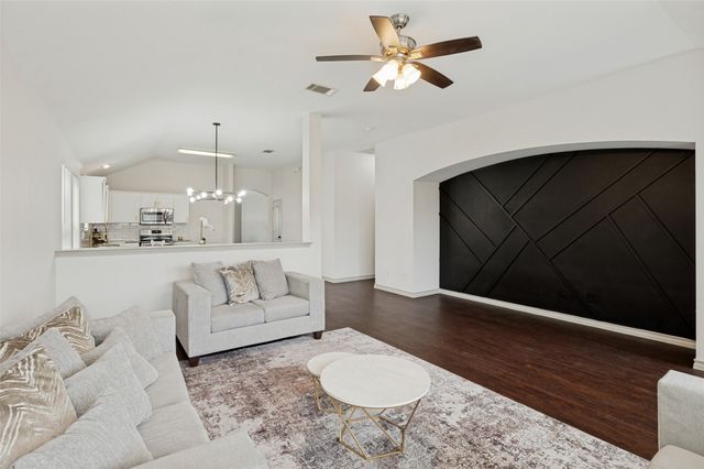 1832 Serena Drive, Lancaster, TX 75134