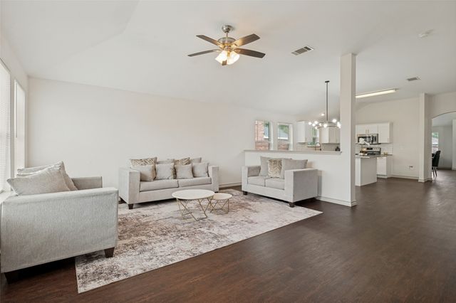 1832 Serena Drive, Lancaster, TX 75134