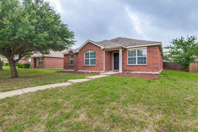 1832 Serena Drive, Lancaster, TX 75134