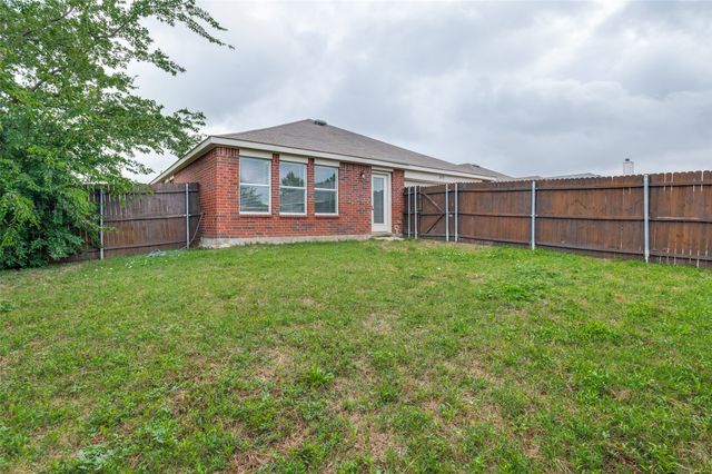 1832 Serena Drive, Lancaster, TX 75134