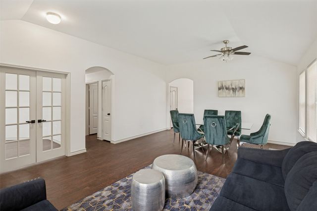 1832 Serena Drive, Lancaster, TX 75134