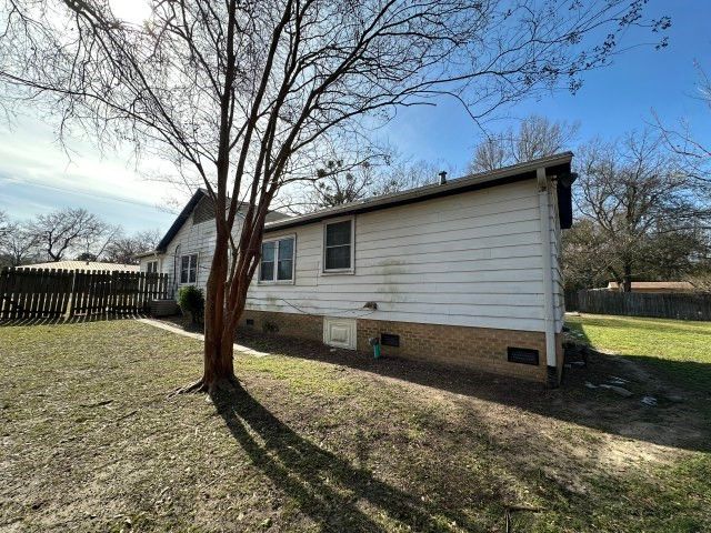 106 Parsons Parkway, Athens, TX 75751