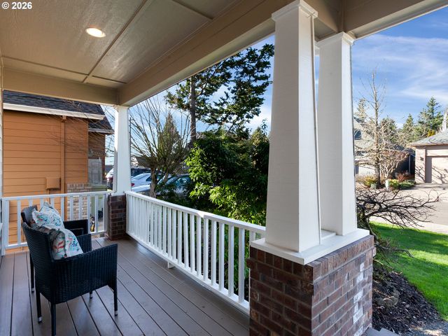 14924 Nw VANCE Dr, Portland, OR 97229