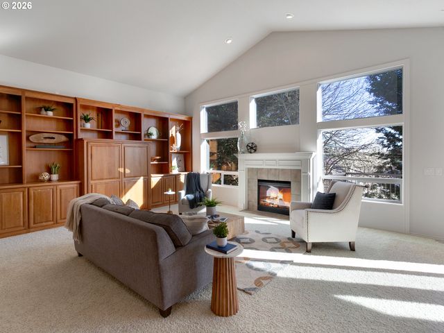 14924 Nw VANCE Dr, Portland, OR 97229