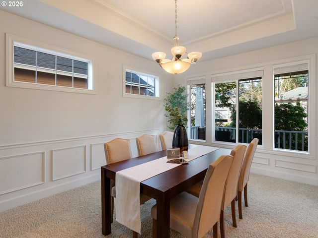 14924 Nw VANCE Dr, Portland, OR 97229