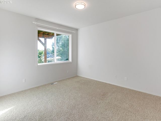 14924 Nw VANCE Dr, Portland, OR 97229