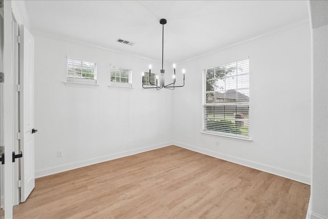 2407 Laguna Lane, Arlington, TX 76012