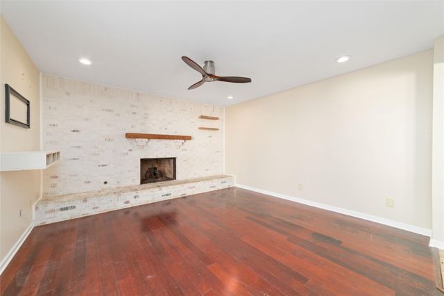 3215 Park Garden Drive, Kingwood, TX 77339