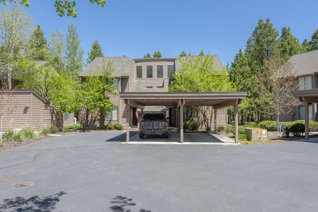 17714 Lake Aspen Court, Sunriver, OR 97707