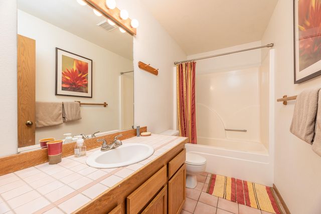 17714 Lake Aspen Court, Sunriver, OR 97707