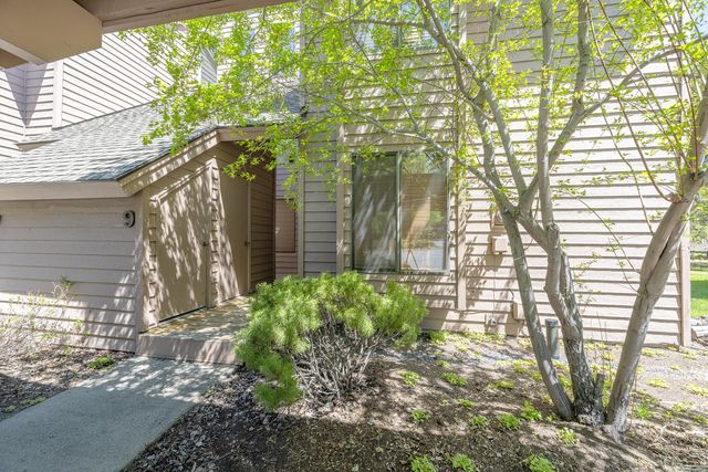 17714 Lake Aspen Court, Sunriver, OR 97707