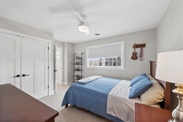 2403 Stirling Drive, Valparaiso, IN 46383