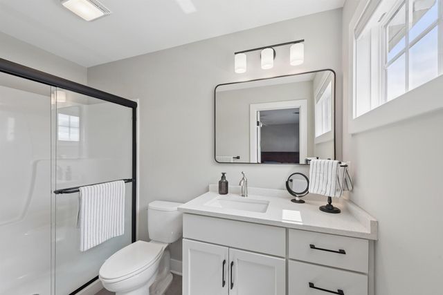 2403 Stirling Drive, Valparaiso, IN 46383