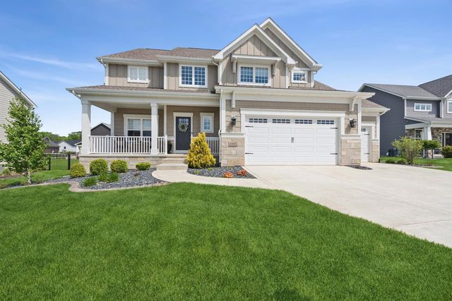 2403 Stirling Drive, Valparaiso, IN 46383