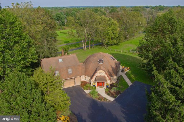 40 BUCKWALTER RD, Spring City, PA 19475