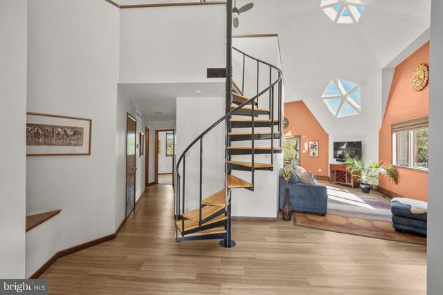 40 BUCKWALTER RD, Spring City, PA 19475