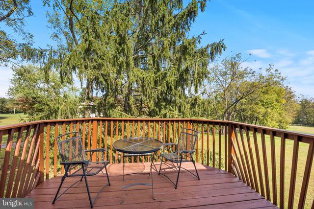 40 BUCKWALTER RD, Spring City, PA 19475