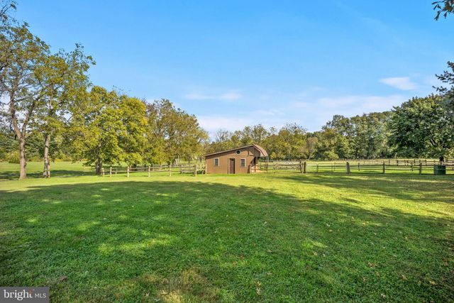 40 BUCKWALTER RD, Spring City, PA 19475