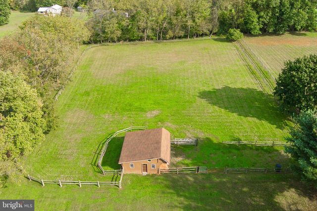 40 BUCKWALTER RD, Spring City, PA 19475