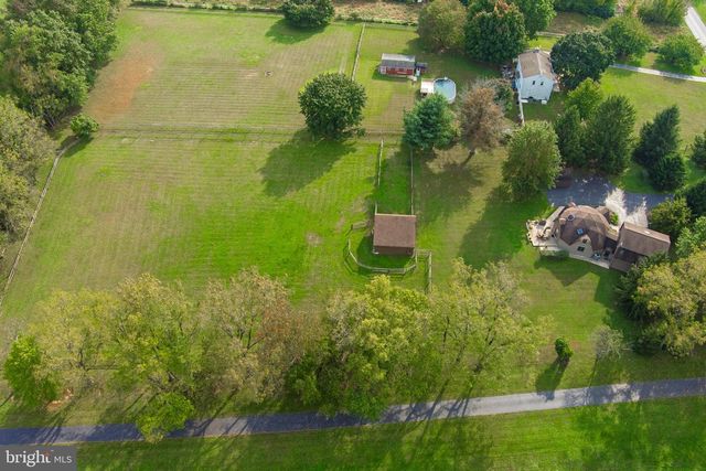 40 BUCKWALTER RD, Spring City, PA 19475